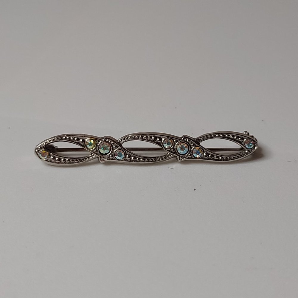 Pretty 2 Inch Silver Tone Brooch